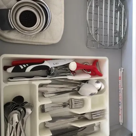 아파트 Les Terrasses De 말메디